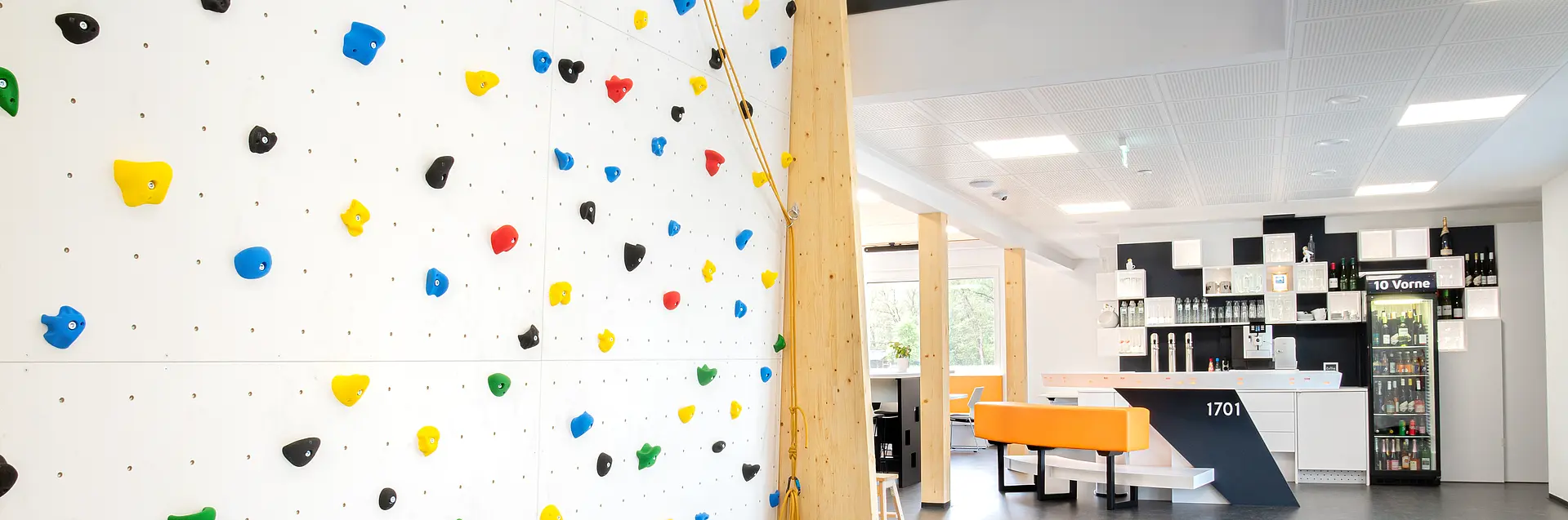 Kletterwand im MBIT Büro